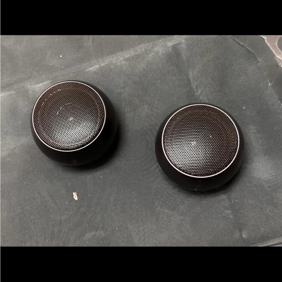 BLUETOOTH SPEAKERS 2 pack true wireless Bluetooth speaker - Picture 2 of 4